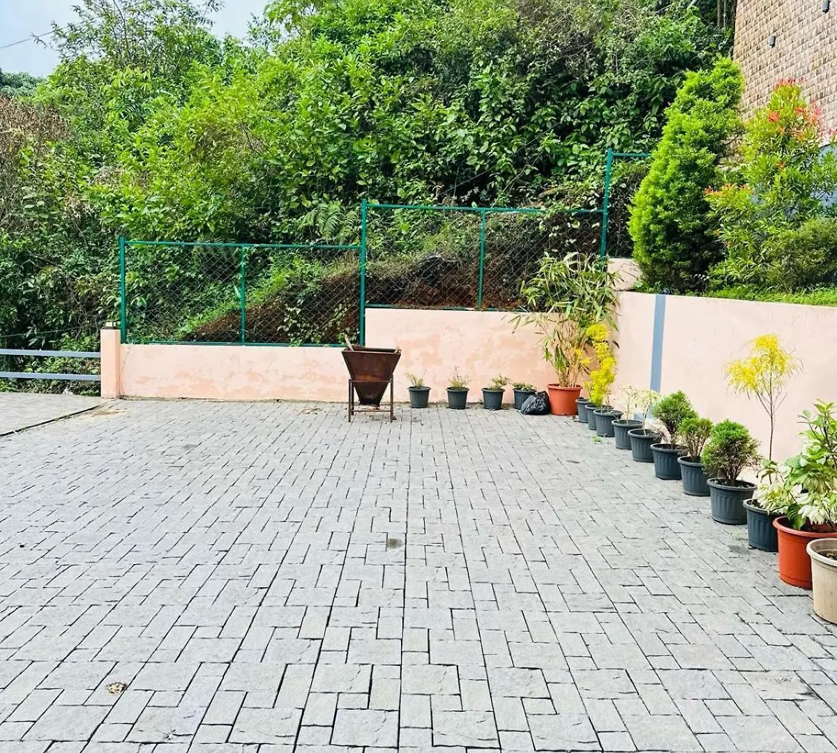 Empyrean Resorts Vagamon 0*,